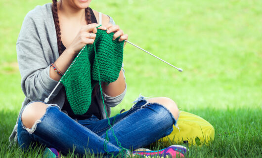 Knit in public day